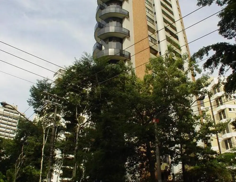Edificio Green Tower