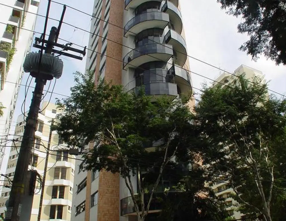 Edificio Green Tower — foto 2