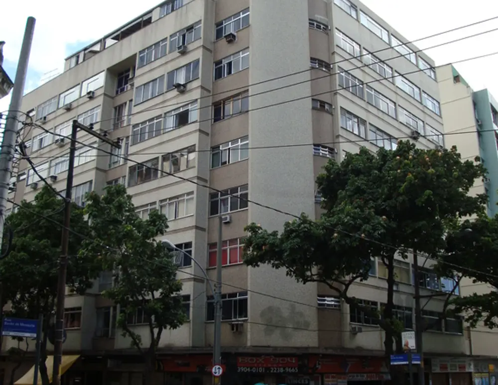 Edificio Mon Real Iii