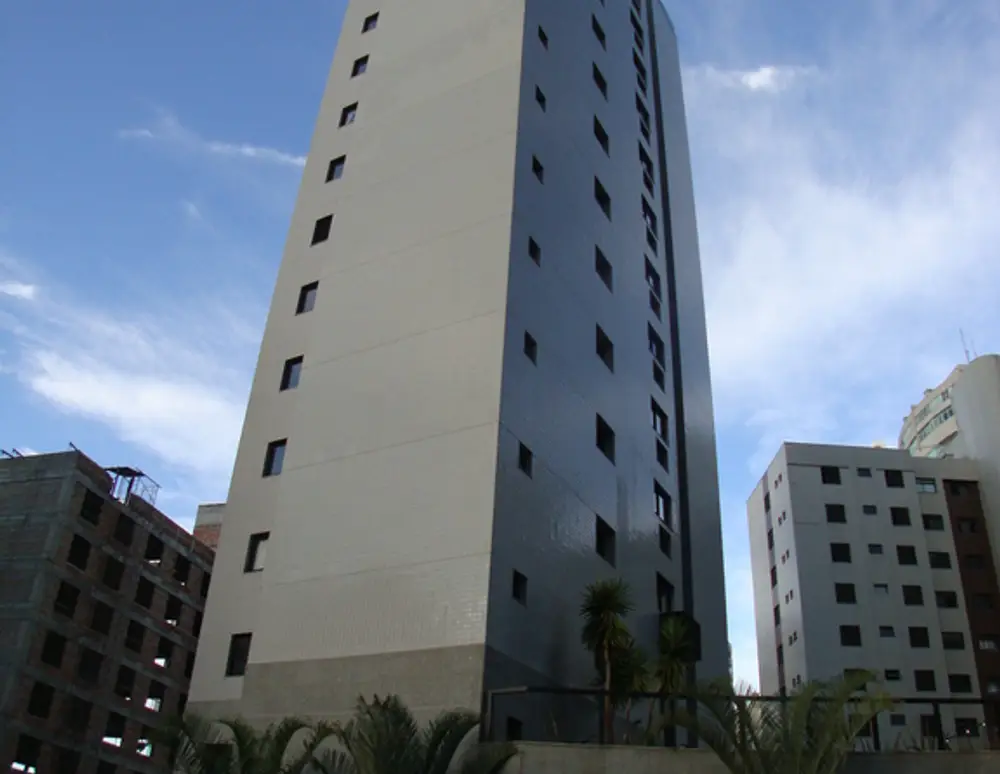 Edificio Phoenix Tenis Residence