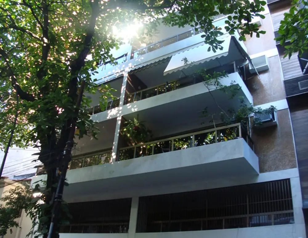 Edificio Petit Jardin
