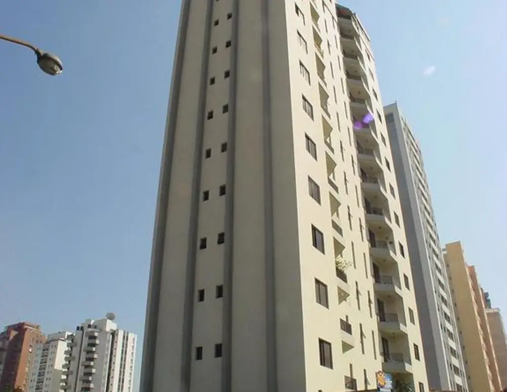 Edificio Paradise Tower