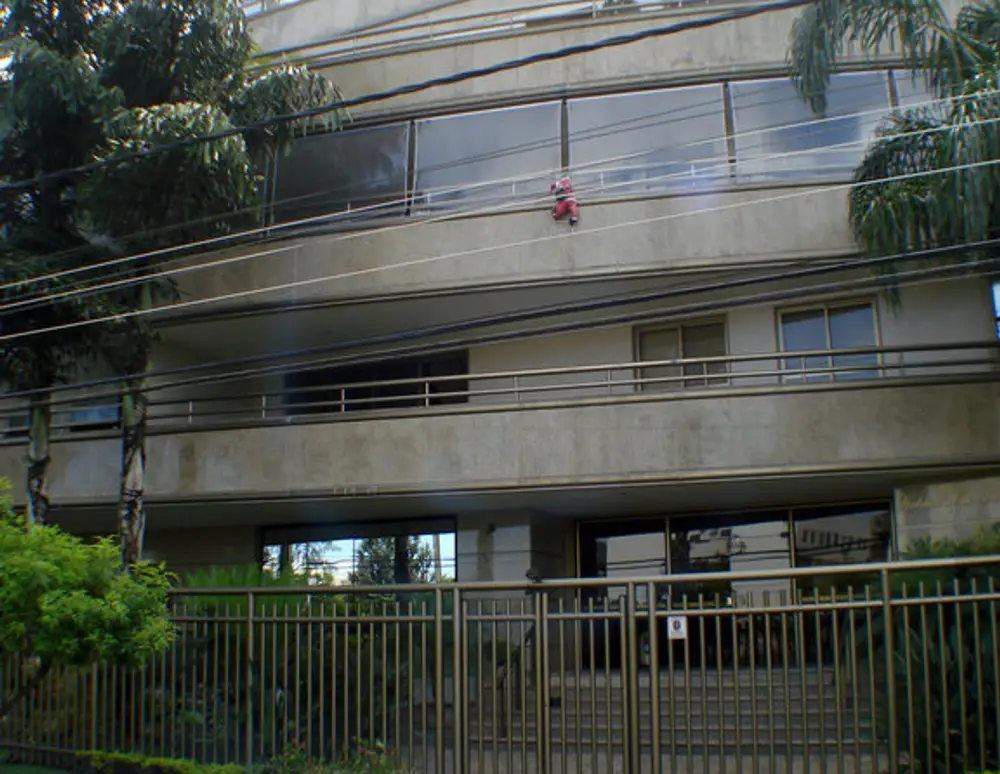 Edificio Golden Well