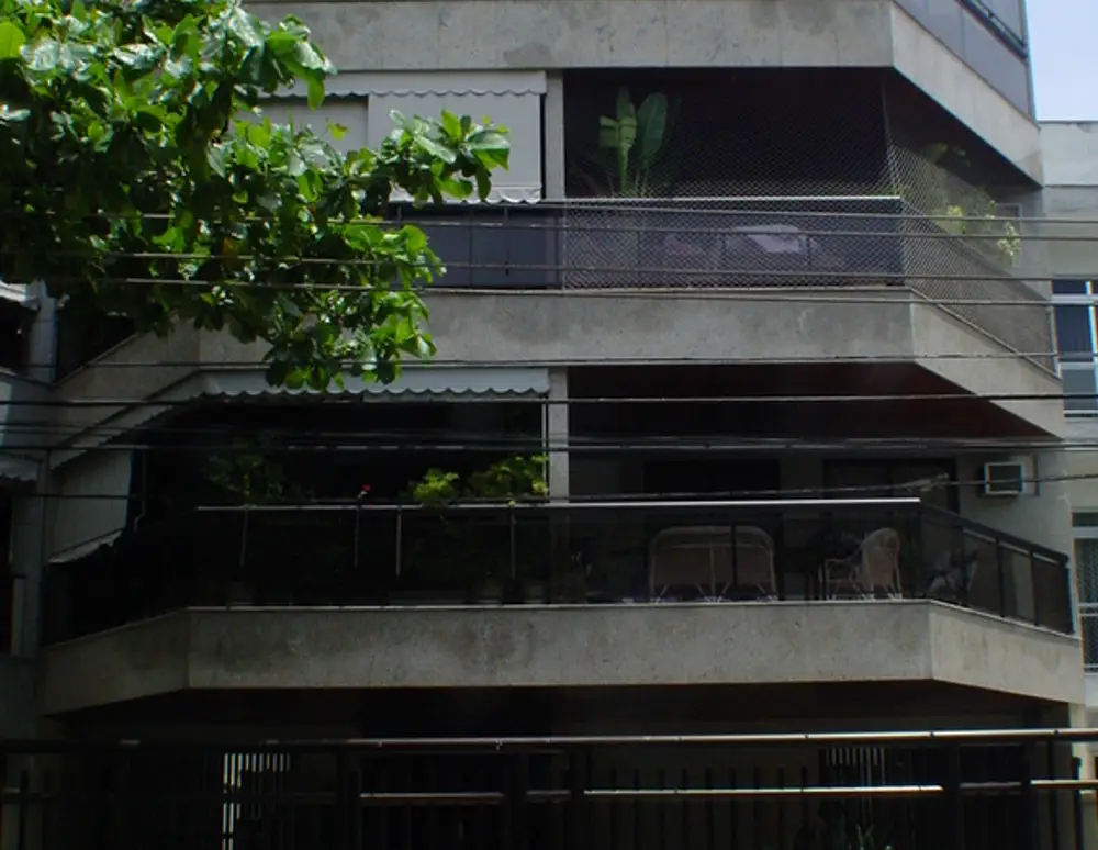 Edificio Lesigny