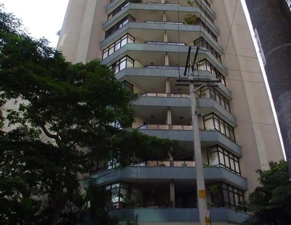 Edificio Asas de Butterfly