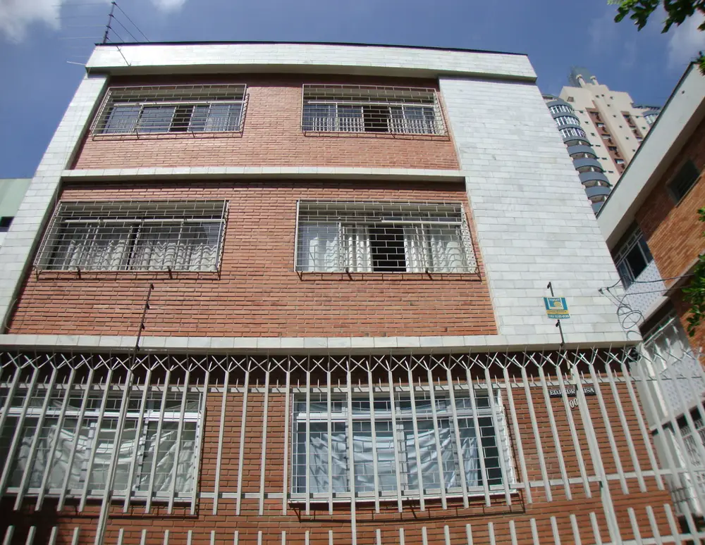 Edificio Pedra Lisa