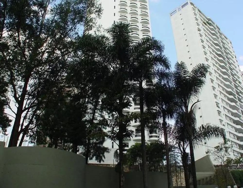 Edificio Royal Gate