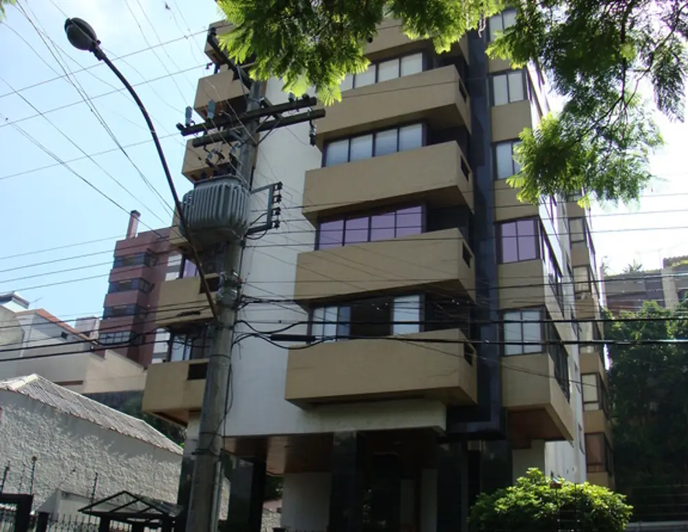 Edificio Residencial Commendatore