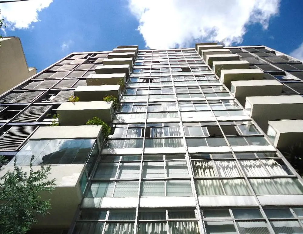 Edificio Gruta Azul