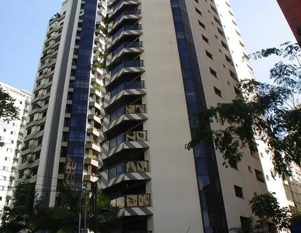 De Construcao do Edificio Palazzo Adriano