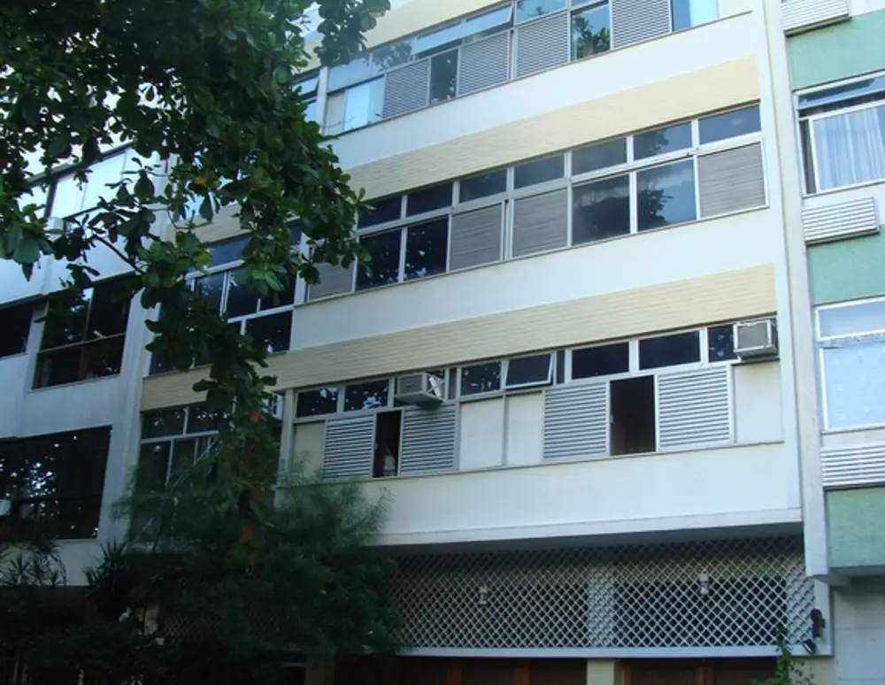Edificio Av Henrique Dumont 25