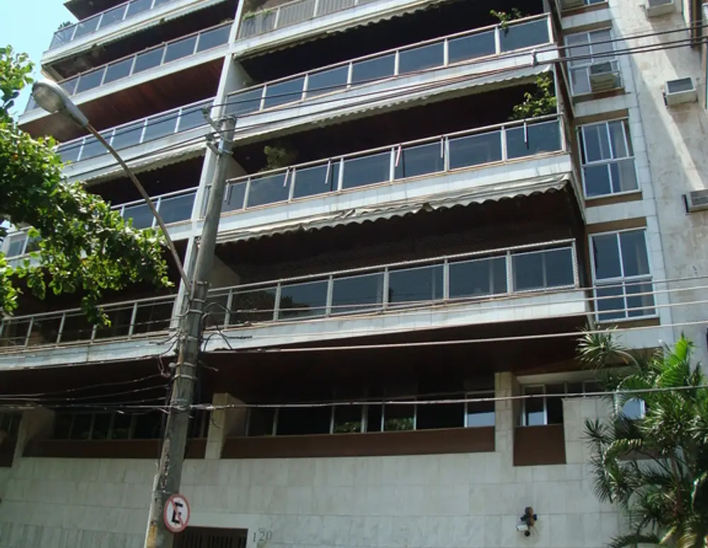 Edificio Hyde Park