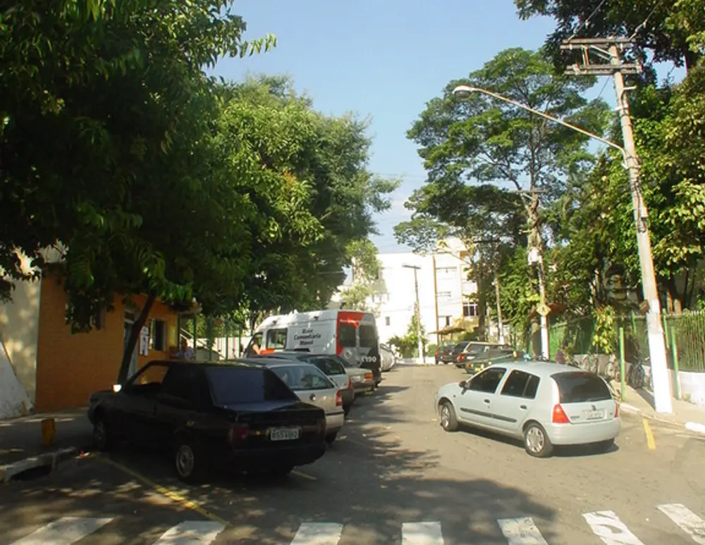 Alto de Pinheiros 2001