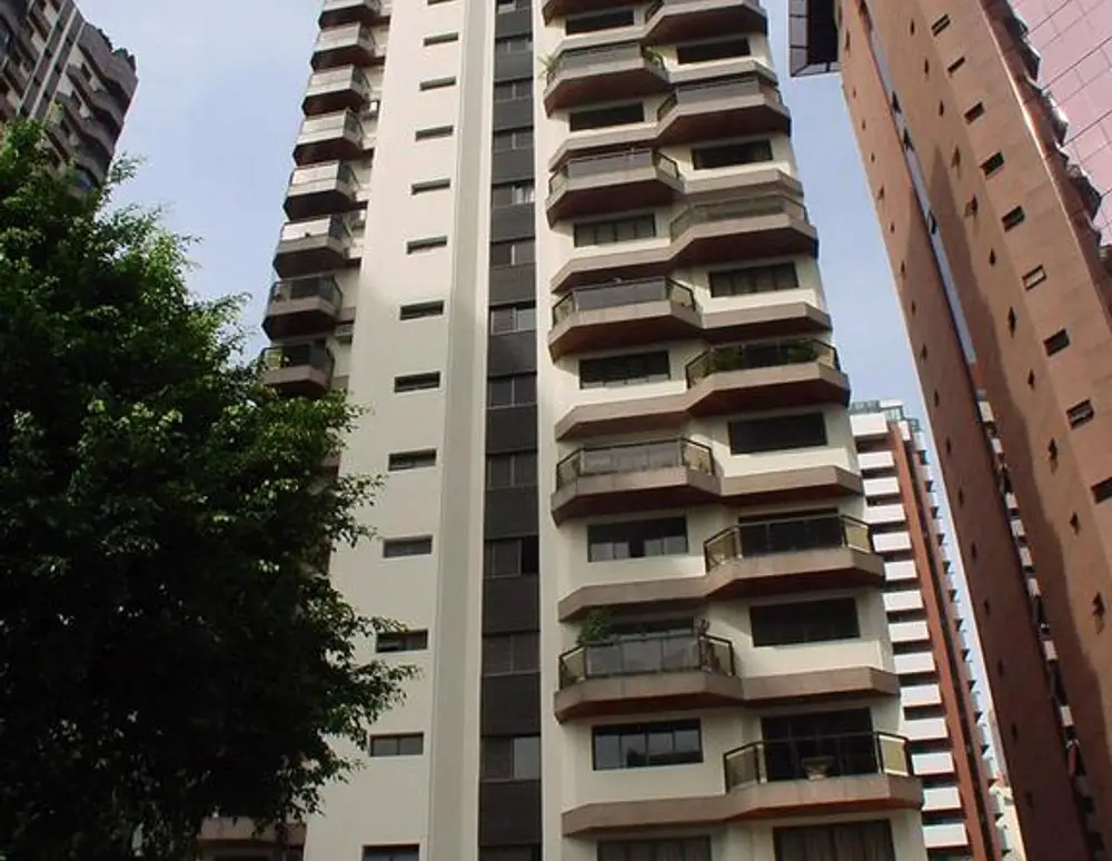Edificio Noble Tower