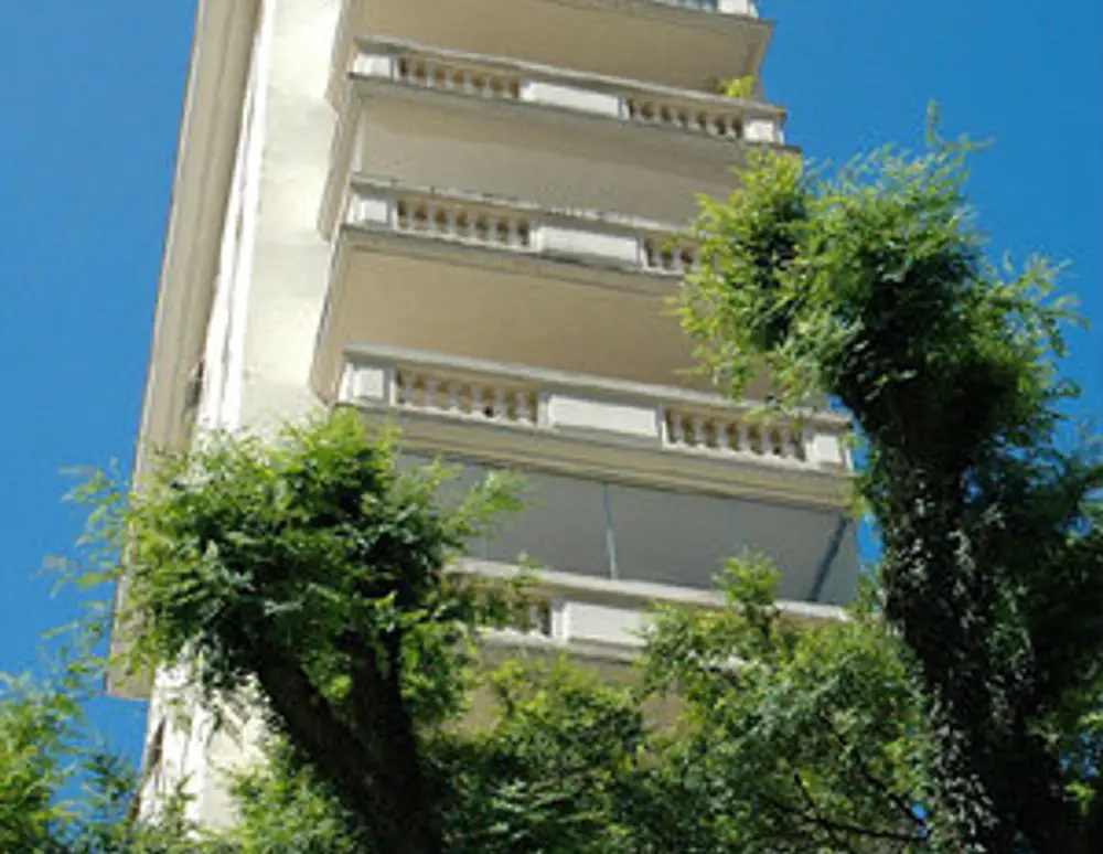 Edificio Paco Real — foto 3