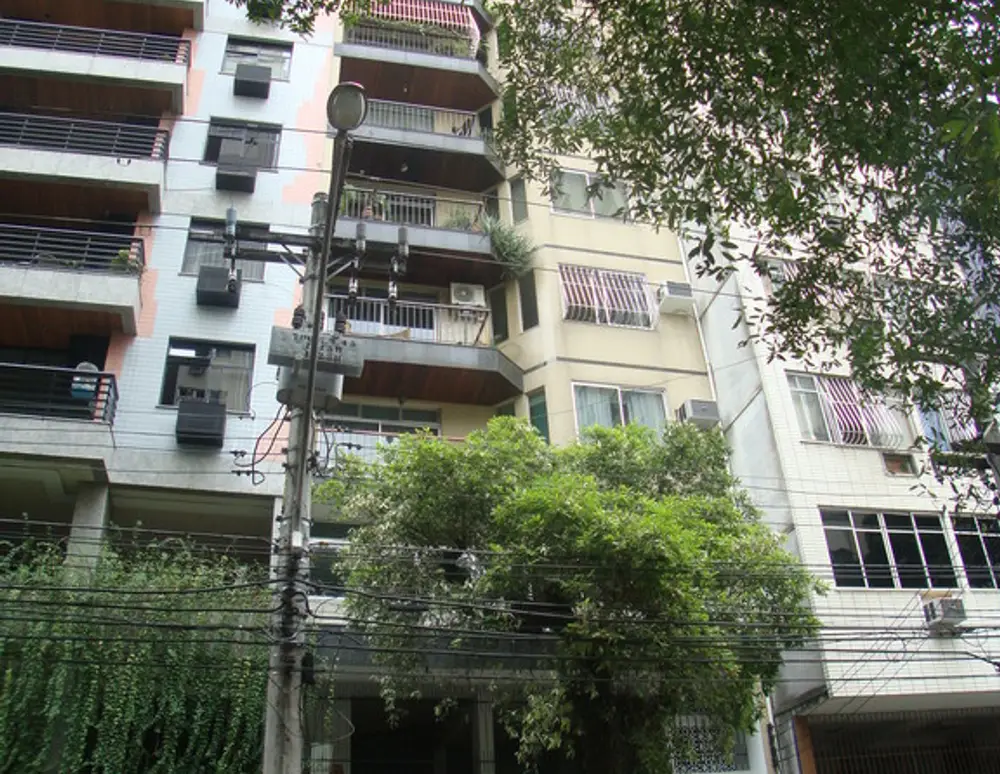 Edificio Piazza Del Vechio