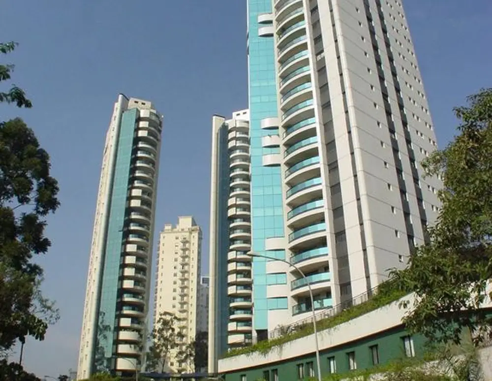 Regent's Park Condominium