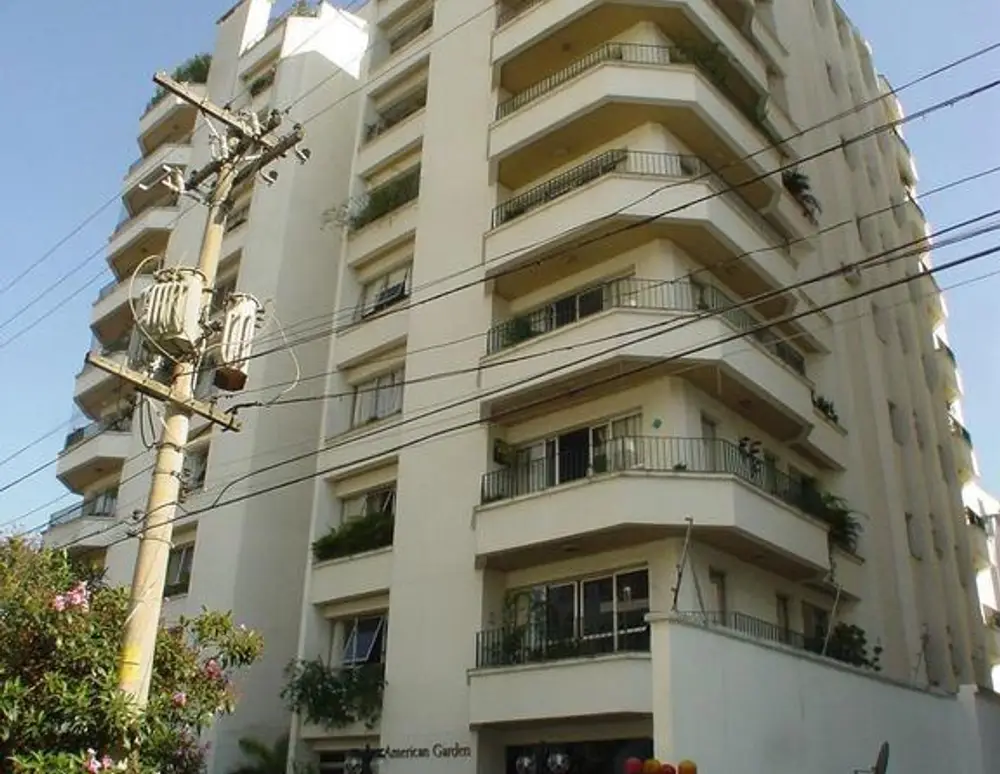 Edificio Golden Garden.