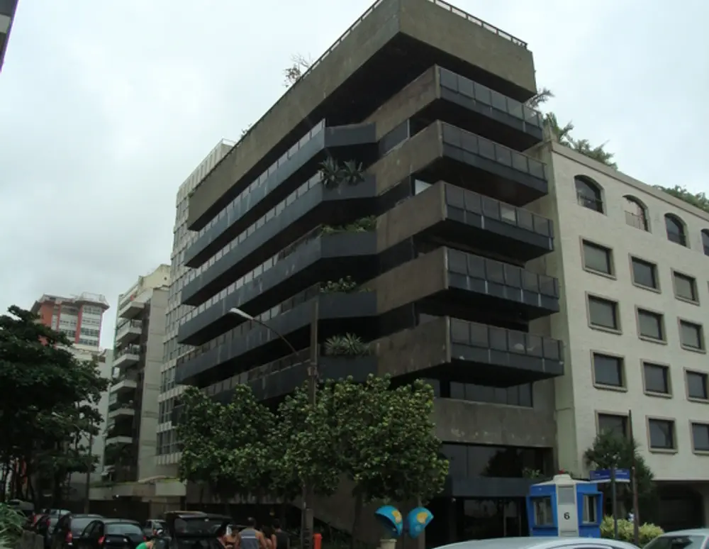 Edificio Rosalina Brand