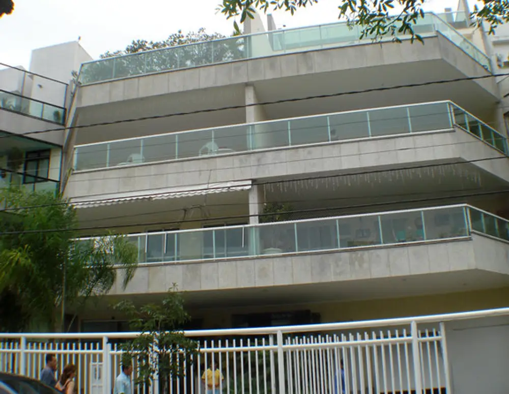 Edificio Antonio Carlos M. Rios