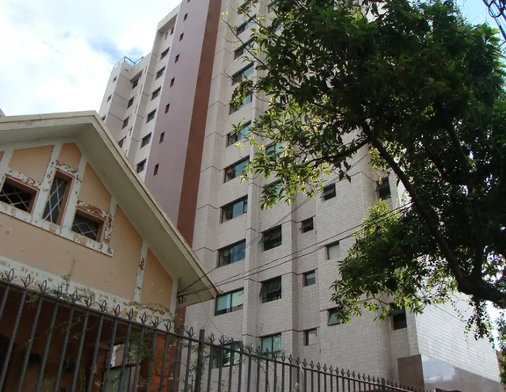 Cond. Ed. Adelaide Santiago