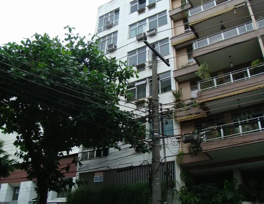 Edifício Pesla Karmiol