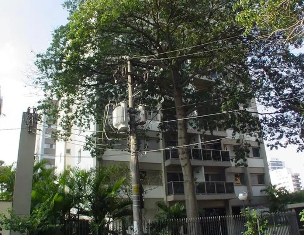 Edificio Hoscar Morozini