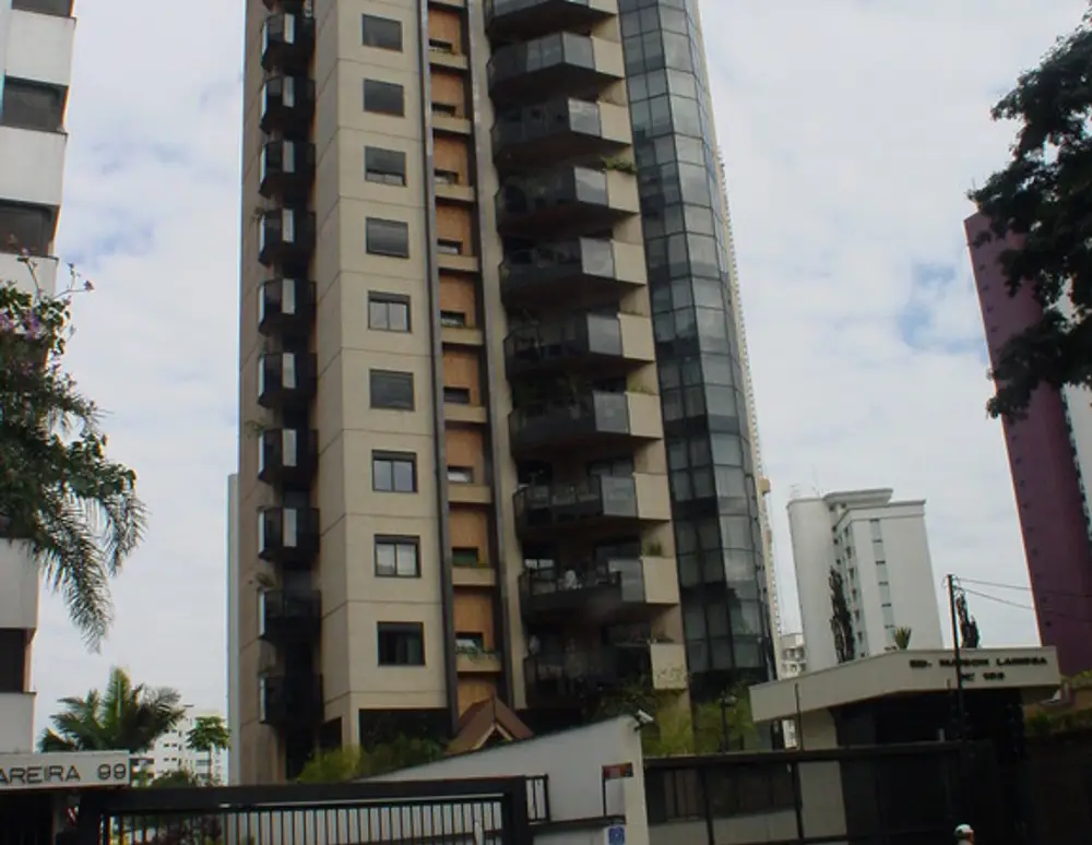Cond Ed Maison Larissa