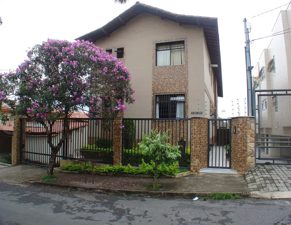 Edificio Maria Isabel