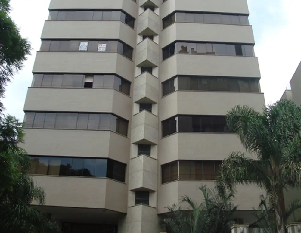 Edificio Residencial At Tur
