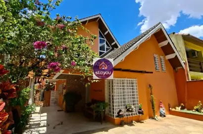 Encantadora casa à venda em Nova Aldeinha, Barueri