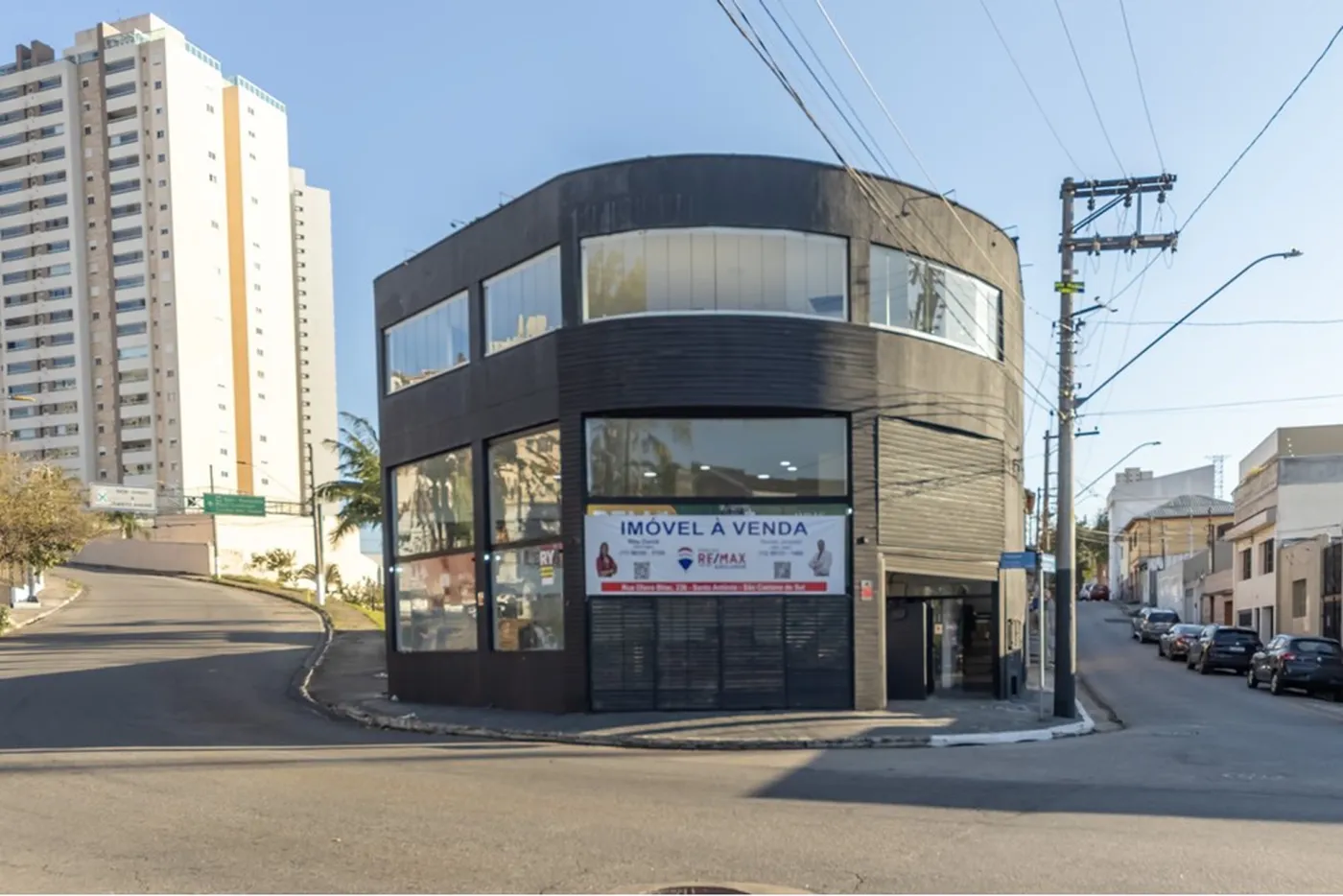BB 21 Prédio 630821067-15 - REMAX Exclusive Exclusividades