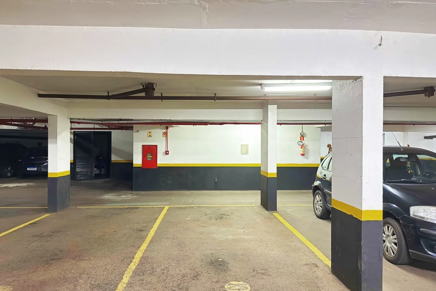 TFLMG 351 Sala 610371026-6 - REMAX Rocket Exclusividades — foto 5