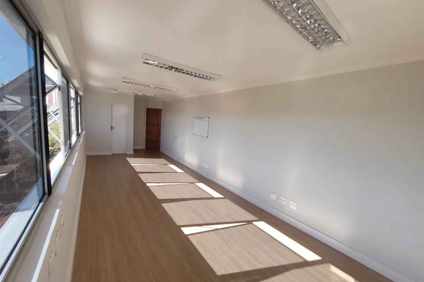 CVAP 271 Sala 601081007-141 - REMAX Lepex Exclusividades