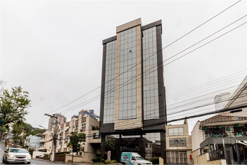 FRB 685 Sala 610221003-3 - REMAX Donno Exclusividades