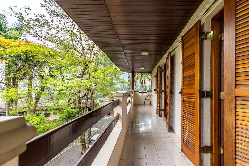 RPST 231 Casa 601971018-1076 - REMAX Empire Exclusividades — foto 5