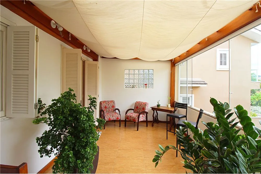 MFDF 185 Casa 610221046-2 - REMAX Donno Exclusividades