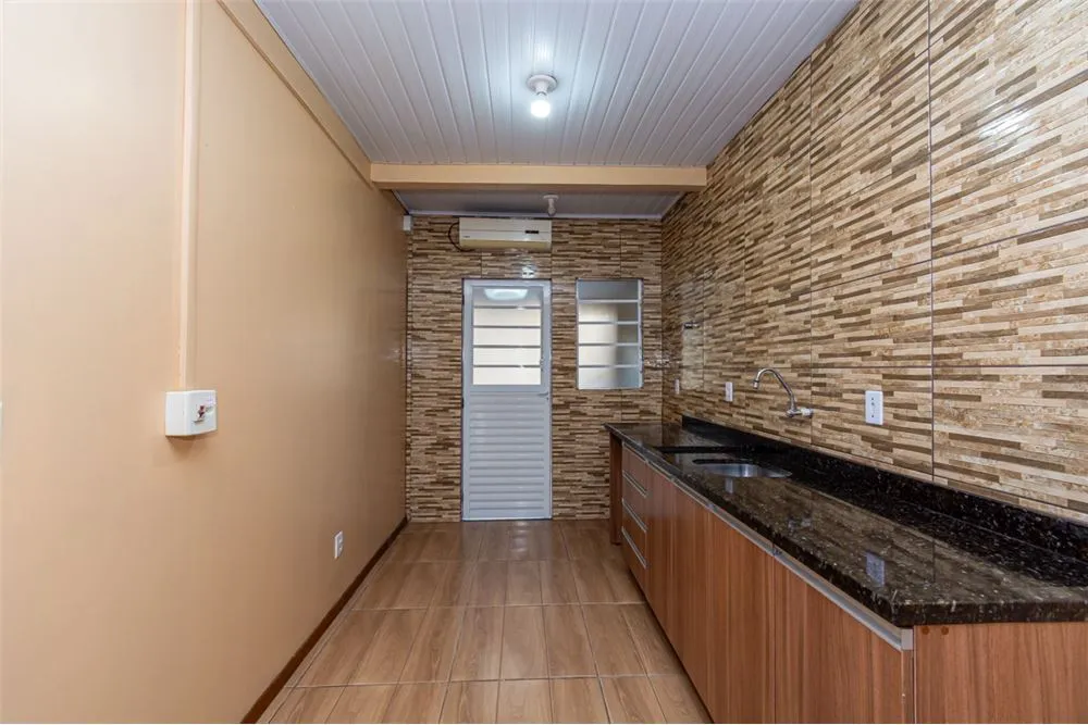 SJM 61 Casa 610241001-84 - REMAX 520 Exclusividades — foto 2