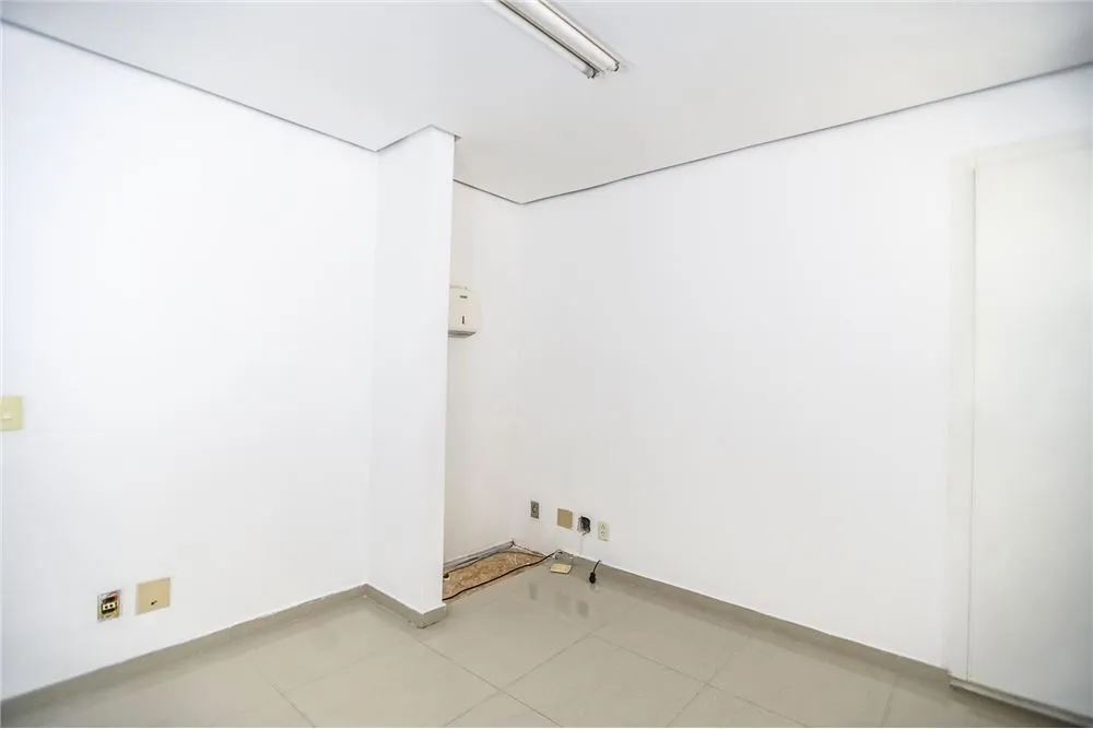 CHGV 310 Sala 612481068-125 - REMAX Andar de Cima Exclusividades — foto 2