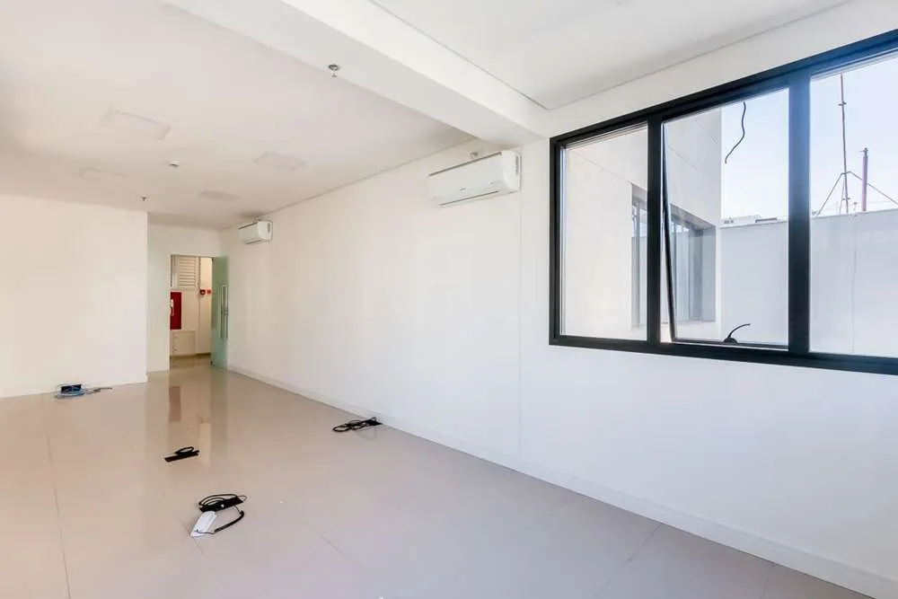 HCB 652 Sala 601081011-28 - REMAX Lepex Exclusividades — foto 4