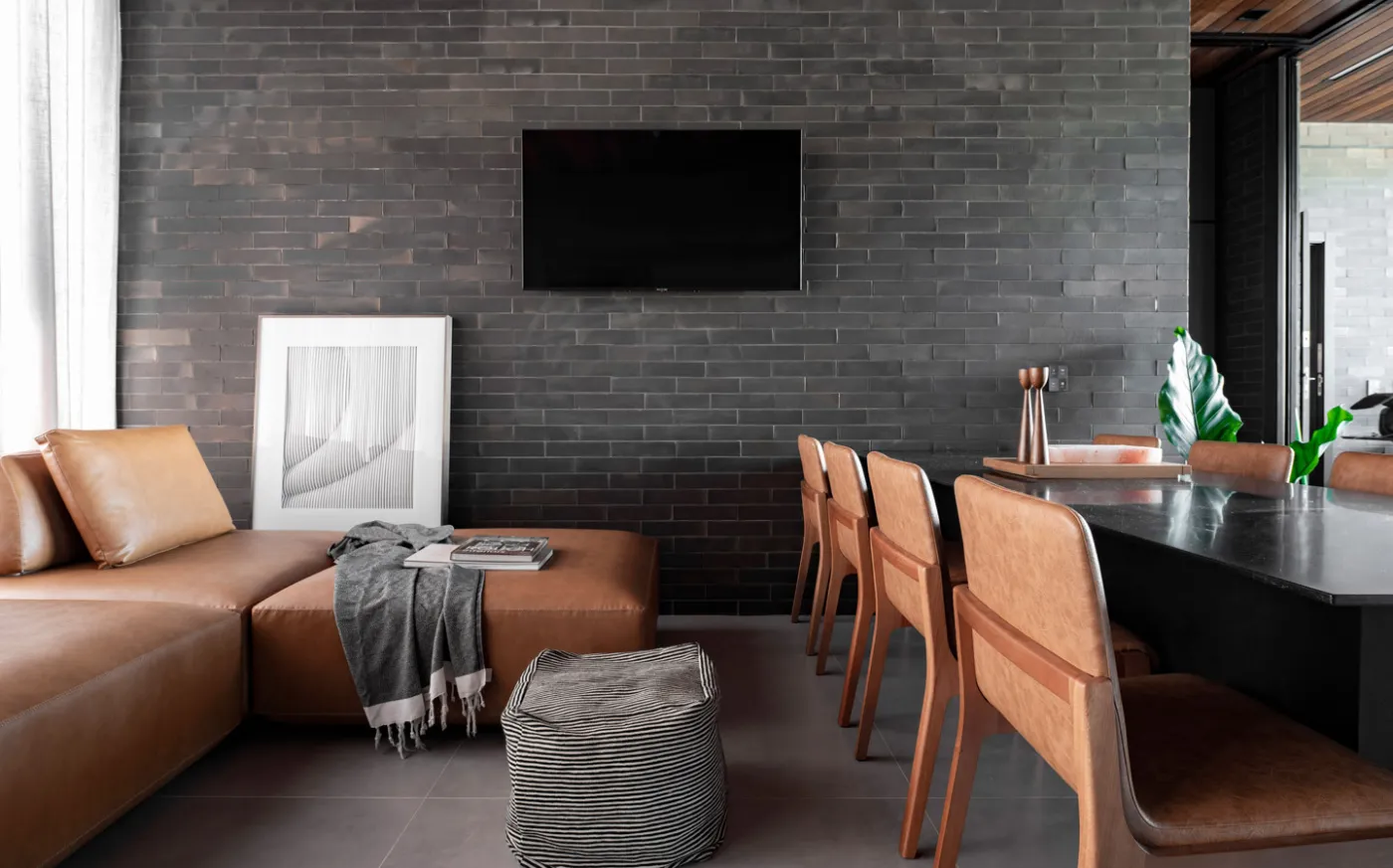 Soho - OUZ Group — foto 2