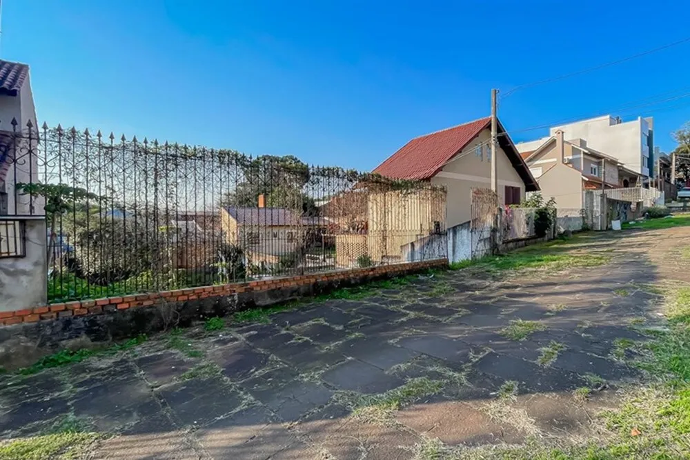 CDPMJB 1208 Lote 610101018-8 - REMAX Tri Exclusividades