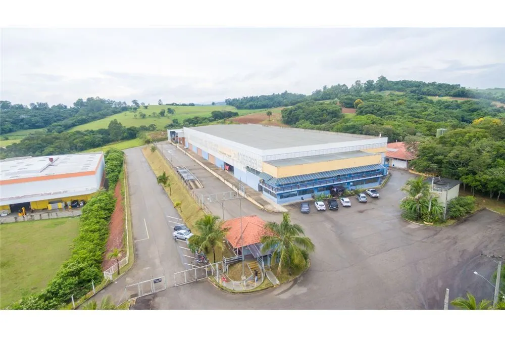 CEMZ 69 Pavilhão 690591010-33 - REMAX Máxima Exclusividades — foto 2