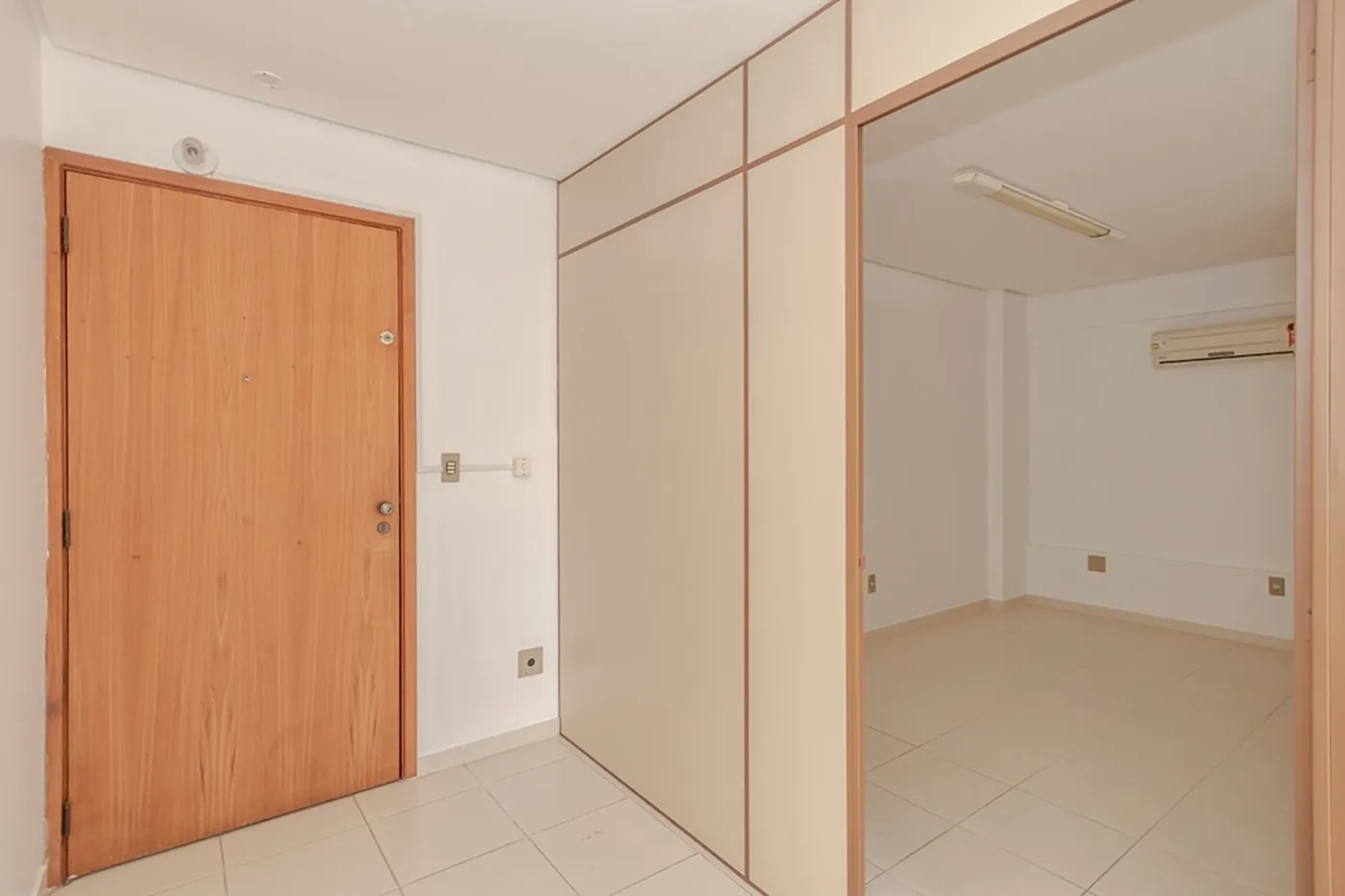 FCC 881 Sala 612491054-82 - REMAX Trend Exclusividades — foto 5