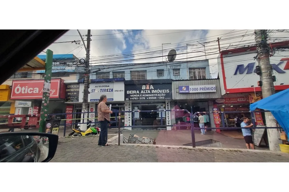 JSTTDAN 25 Sala 601361048-15 - REMAX Trio Exclusividades