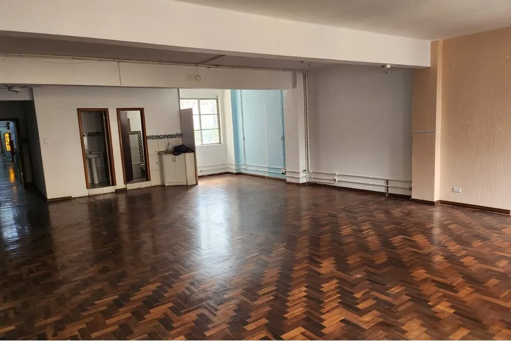 CHVJI 371 Loja 612541008-37 - REMAX Street Exclusividades
