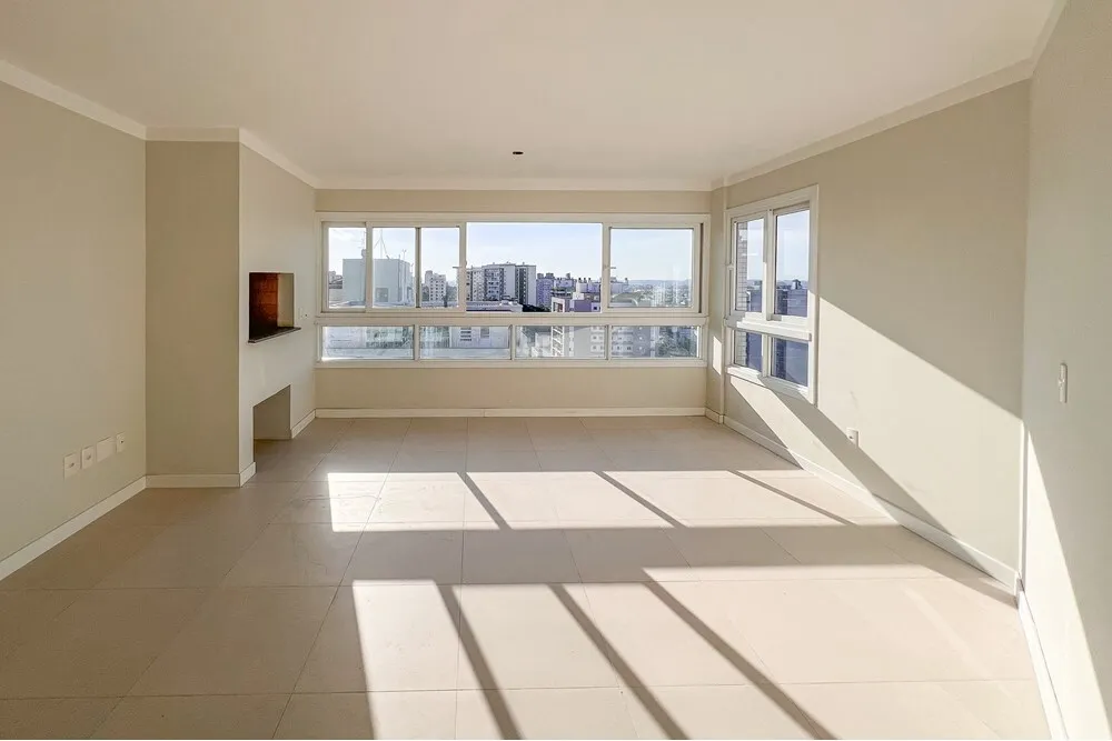 CC 21 Apto 612651033-48 - REMAX Pillares Exclusividades