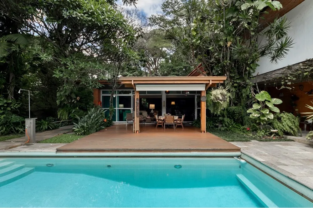 CJR 379 630331071-7 - REMAX Comunità Exclusividades