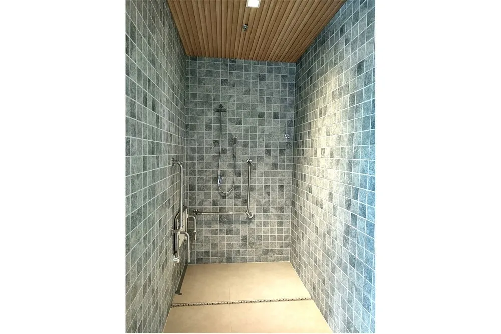 PAF 654 Apto 601241001-50 - REMAX Ville Exclusividades — foto 2