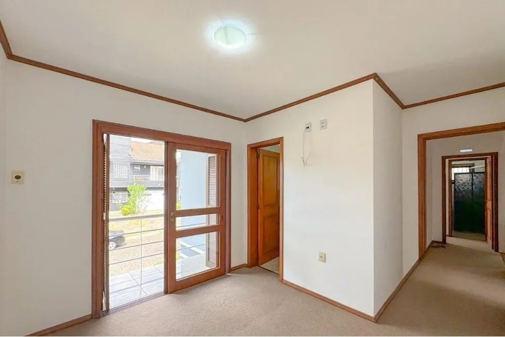 AT 937 612541001-102 - REMAX Street Exclusividades — foto 2